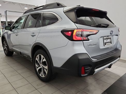 Used 2021 Subaru Outback Limited w/ Popular Package #2 image 5