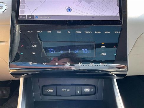 Used 2023 Hyundai Tucson Limited image 31
