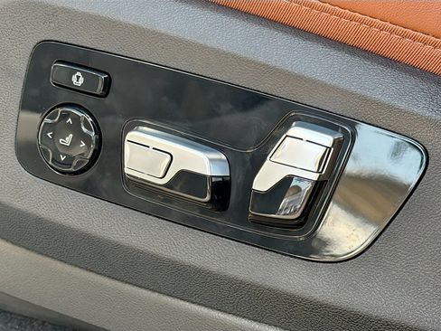 New 2026 BMW X5 M60i image 25