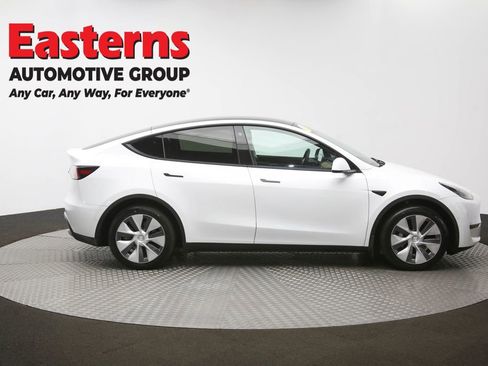 Used 2022 Tesla Model Y Long Range AWD/4WD image 43