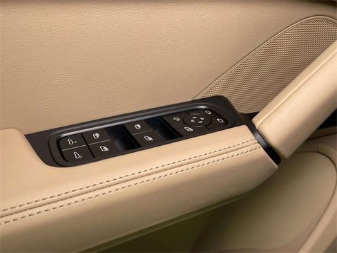 New 2026 Porsche Cayenne Coupe image 39