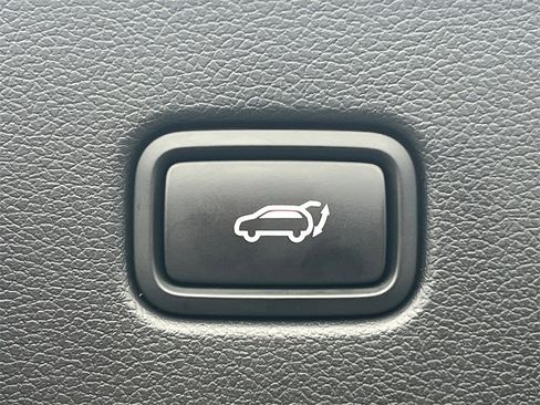 Used 2024 Hyundai Palisade Limited image 19