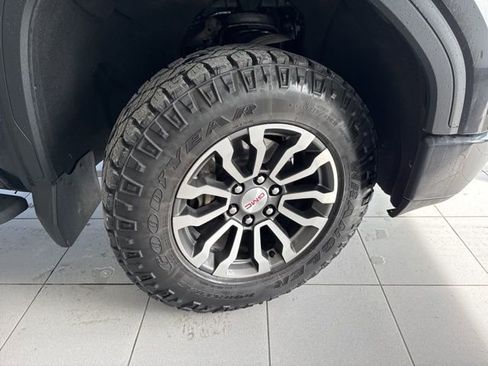 Used 2022 GMC Sierra 1500 AT4 w/ AT4 Premium Package image 33
