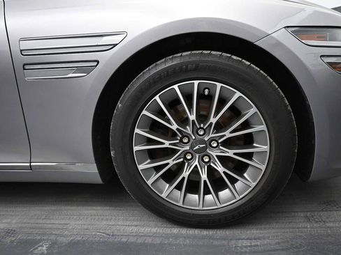 Used 2022 Genesis G80 2.5T AWD/4WD image 10