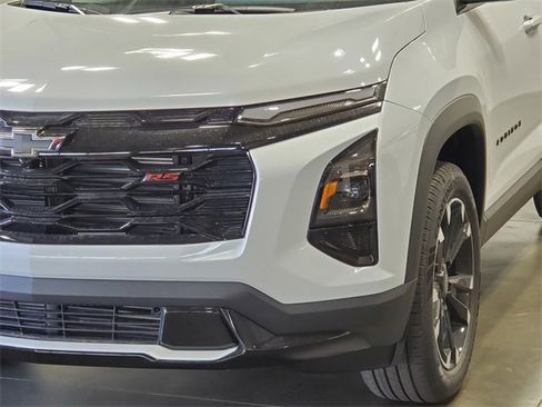 New 2026 Chevrolet Equinox RS w/ Convenience Package III image 8