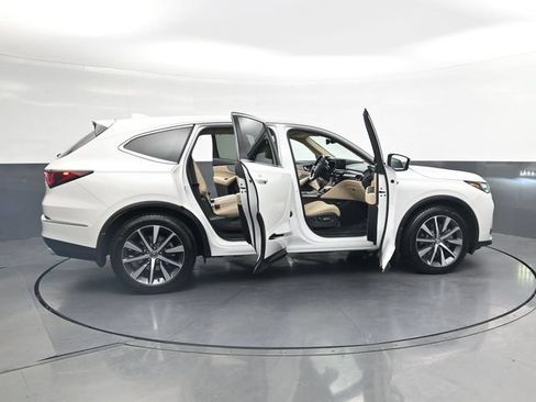 Used 2026 Acura MDX w/ Technology Package FWD image 39