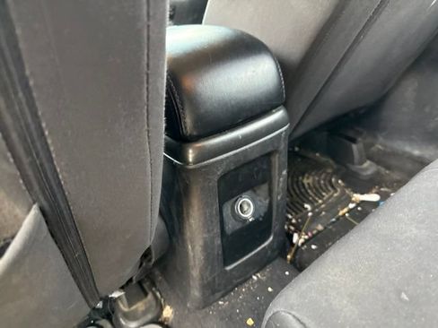 Used 2015 Dodge Journey American Value Package w/ Flexible Seating Group FWD image 26