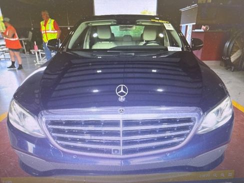 Used 2019 Mercedes-Benz E 300 w/ Premium 1 Package image 2