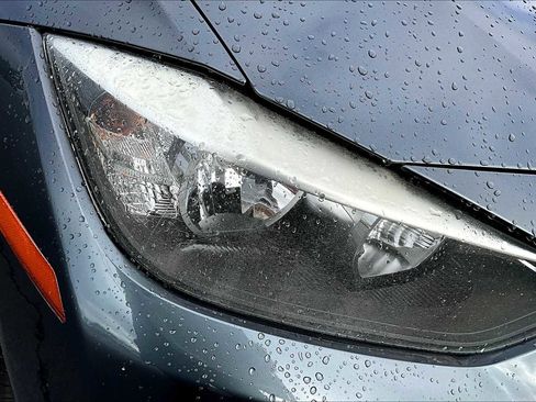 Used 2013 BMW 320i Sedan image 26