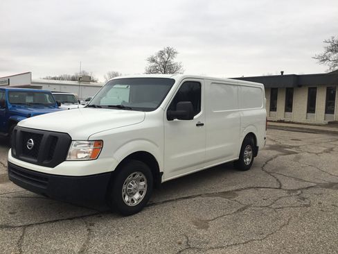 Used 2020 Nissan NV 1500 SV w/ Navigation Package image 2