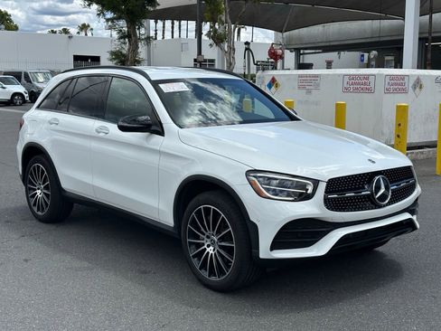 Used 2022 Mercedes-Benz GLC 300 image 9