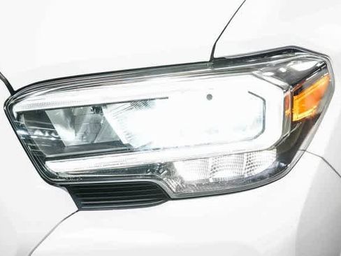 Certified 2023 Toyota Tacoma TRD Sport image 8