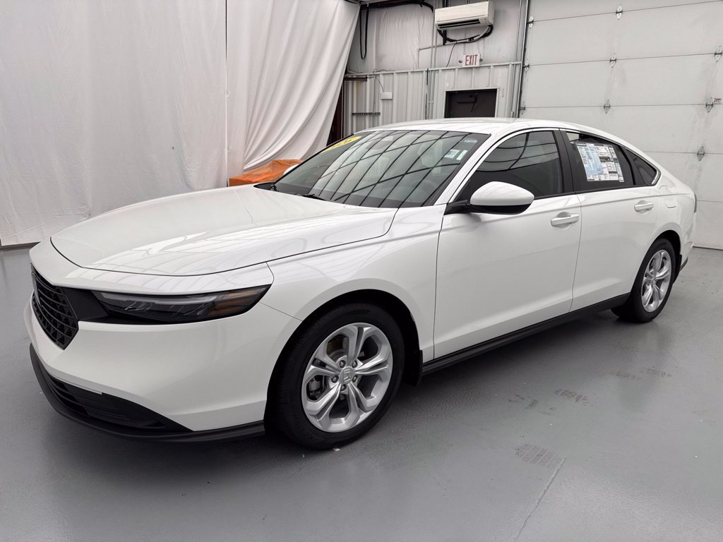New 2026 Honda Accord LX image 3