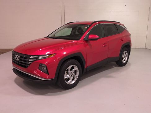 Certified 2023 Hyundai Tucson SEL AWD/4WD image 7