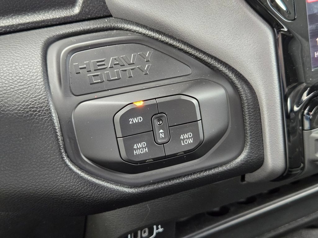 Used 2026 RAM 2500 Big Horn AWD/4WD image 18