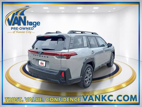Certified 2026 Subaru Outback Premium AWD/4WD image 6