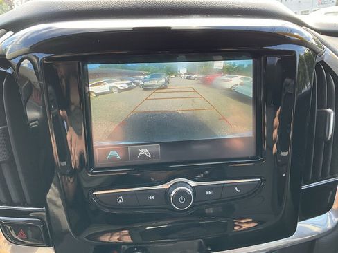 Used 2019 Chevrolet Traverse LS AWD/4WD image 20