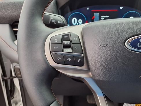 New 2026 Ford Explorer Active w/ Active Comfort Package image 14