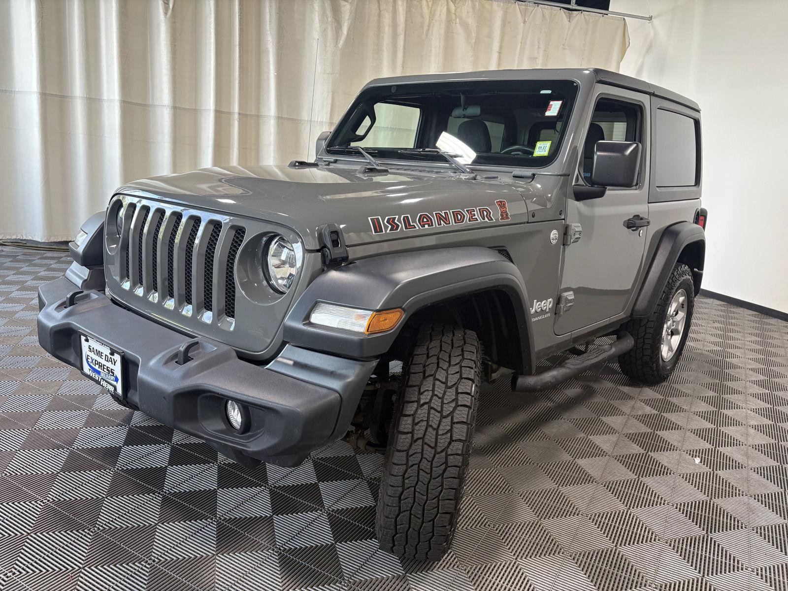 Used 2021 Jeep Wrangler Sport AWD/4WD image 6