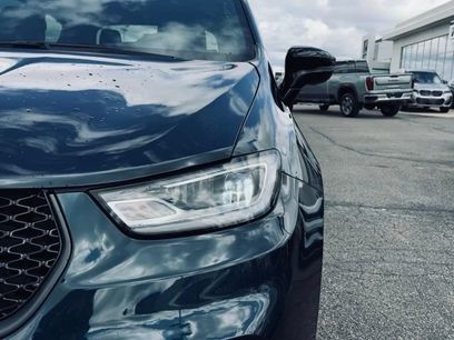 Certified 2025 Chrysler Pacifica Limited