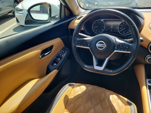 Used 2023 Nissan Sentra SV w/ SV Premium Package FWD image 14