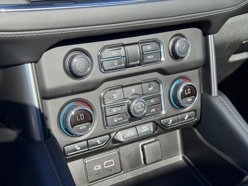 Used 2023 Chevrolet Tahoe LT AWD/4WD image 14