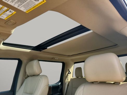 Used 2015 Ford F150 Lariat w/ Equipment Group 502A Luxury image 11