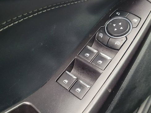 Used 2020 Ford Explorer Limited image 27