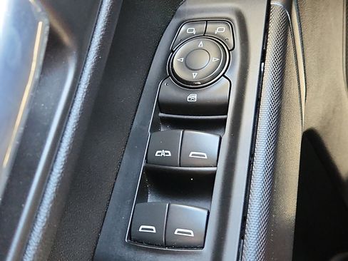 Used 2025 GMC Sierra 1500 Pro w/ Graphite Edition AWD/4WD image 17