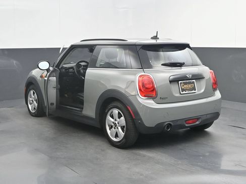 Used 2019 MINI Cooper 2-Door Hardtop FWD image 3