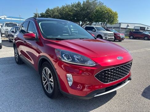 Used 2022 Ford Escape SEL FWD image 3