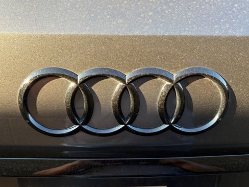 Used 2023 Audi Q7 2.0T Premium Plus AWD/4WD image 8