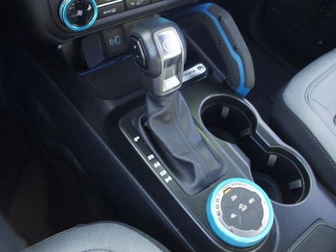 Used 2023 Ford Bronco Big Bend image 12