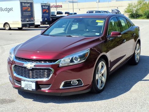 Used 2015 Chevrolet Malibu LTZ FWD image 2