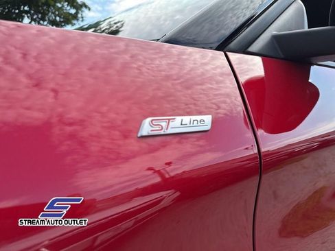 Used 2023 Ford Explorer ST-Line w/ Class IV Trailer Tow Package image 6