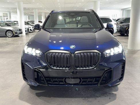 New 2026 BMW X5 xDrive50e w/ M Sport Package image 2