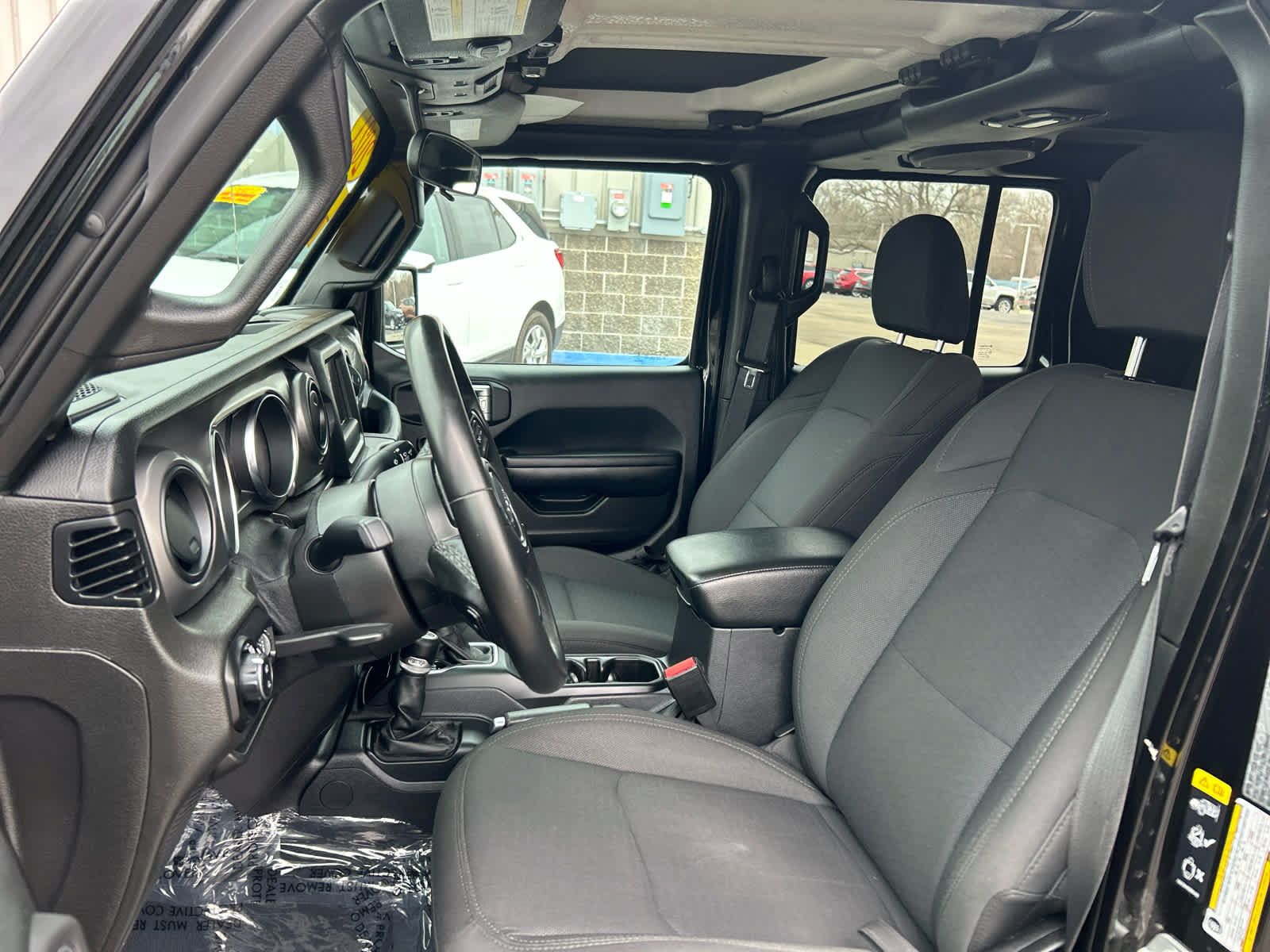 Used 2021 Jeep Gladiator Sport AWD/4WD image 12