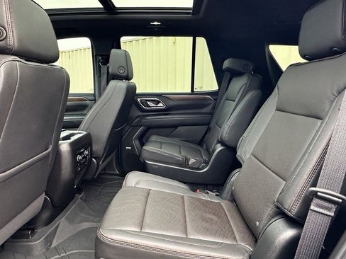 Used 2023 Chevrolet Tahoe High Country image 10