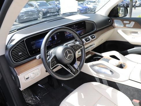 Used 2024 Mercedes-Benz GLE 350 4MATIC image 18