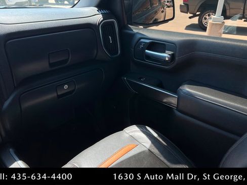 Used 2021 GMC Sierra 1500 AT4 w/ AT4 Premium Package AWD/4WD image 10