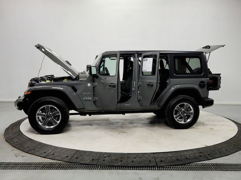 Used 2021 Jeep Wrangler Unlimited Sahara w/ LED Lighting Group image 12