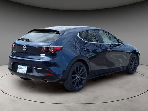 Used 2024 MAZDA MAZDA3 s FWD image 9
