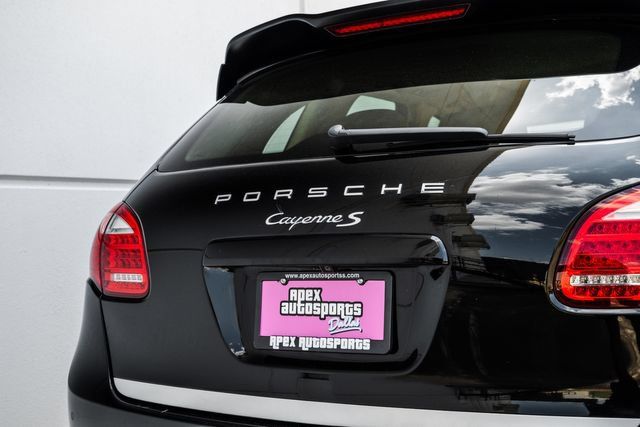 Used 2014 Porsche Cayenne S AWD/4WD image 32
