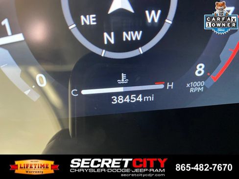 Used 2025 Toyota Tacoma TRD Sport AWD/4WD image 18