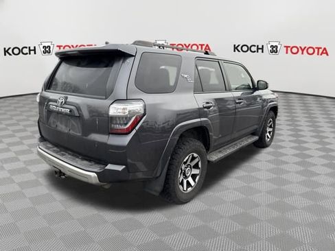 Used 2020 Toyota 4Runner TRD Off-Road image 5