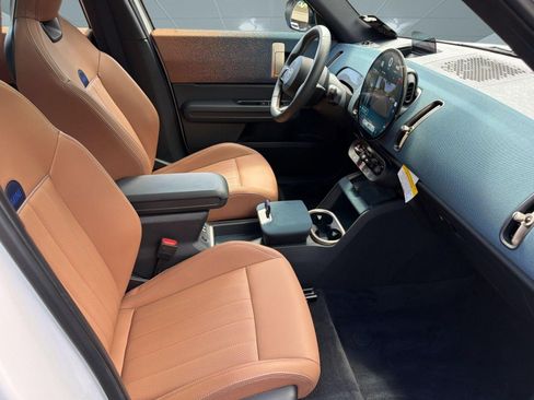 Certified 2025 MINI Cooper Countryman S AWD/4WD image 29