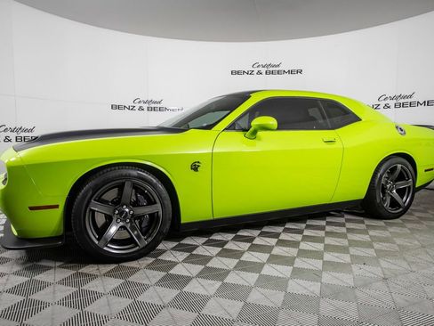 Used 2023 Dodge Challenger SRT Hellcat image 4