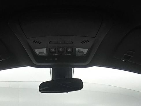 Used 2024 Buick Enclave Essence w/ Experience Buick Package FWD image 32