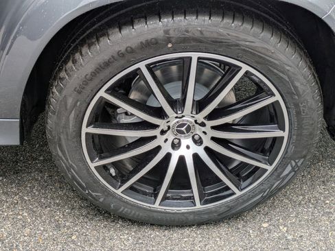 New 2026 Mercedes-Benz GLS 450 4MATIC image 17