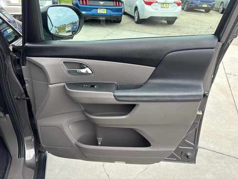 Used 2015 Honda Odyssey EX-L image 28